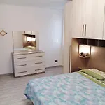 Piccola Luna Apartment *
